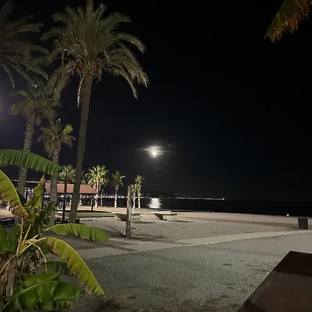 Apartamento En Paseo Larios De Torre Del Mar